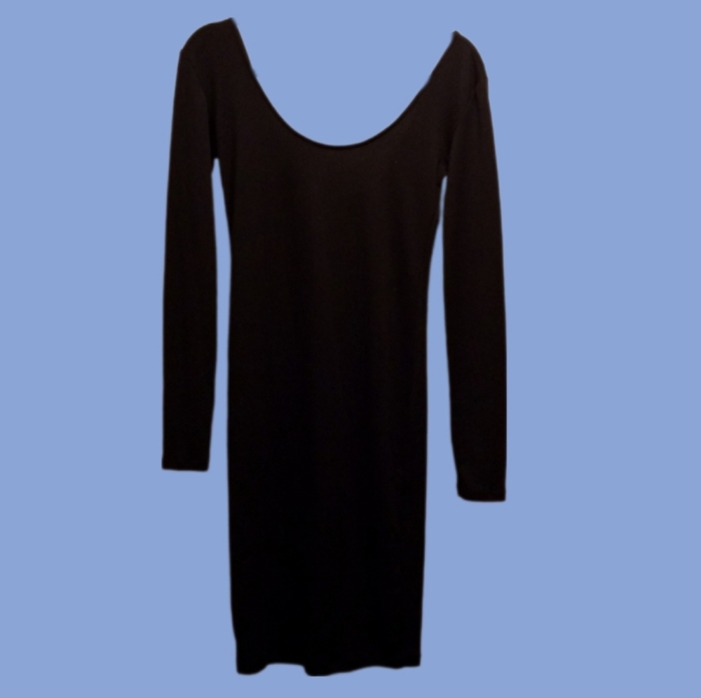 NEW BLACK SCOOP NECK DRESS SZ. M